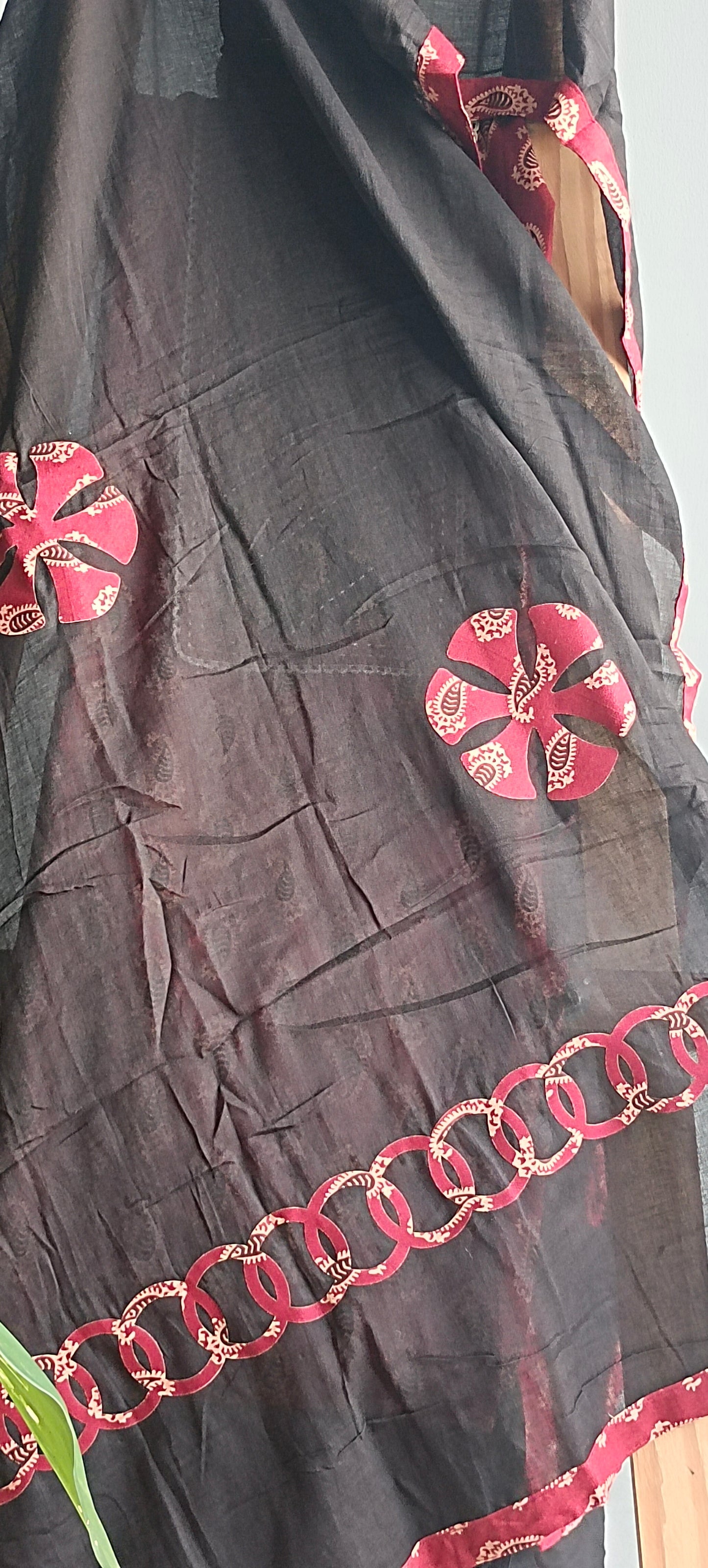 Maroon'n'black gamthi print cotton suit