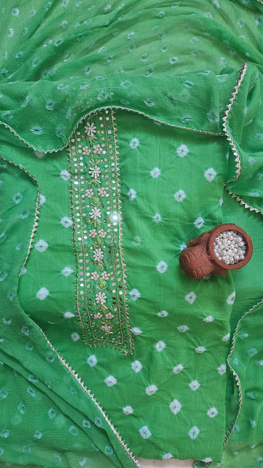 Green'n'white bandhani cotton suit with chiffon dupatta