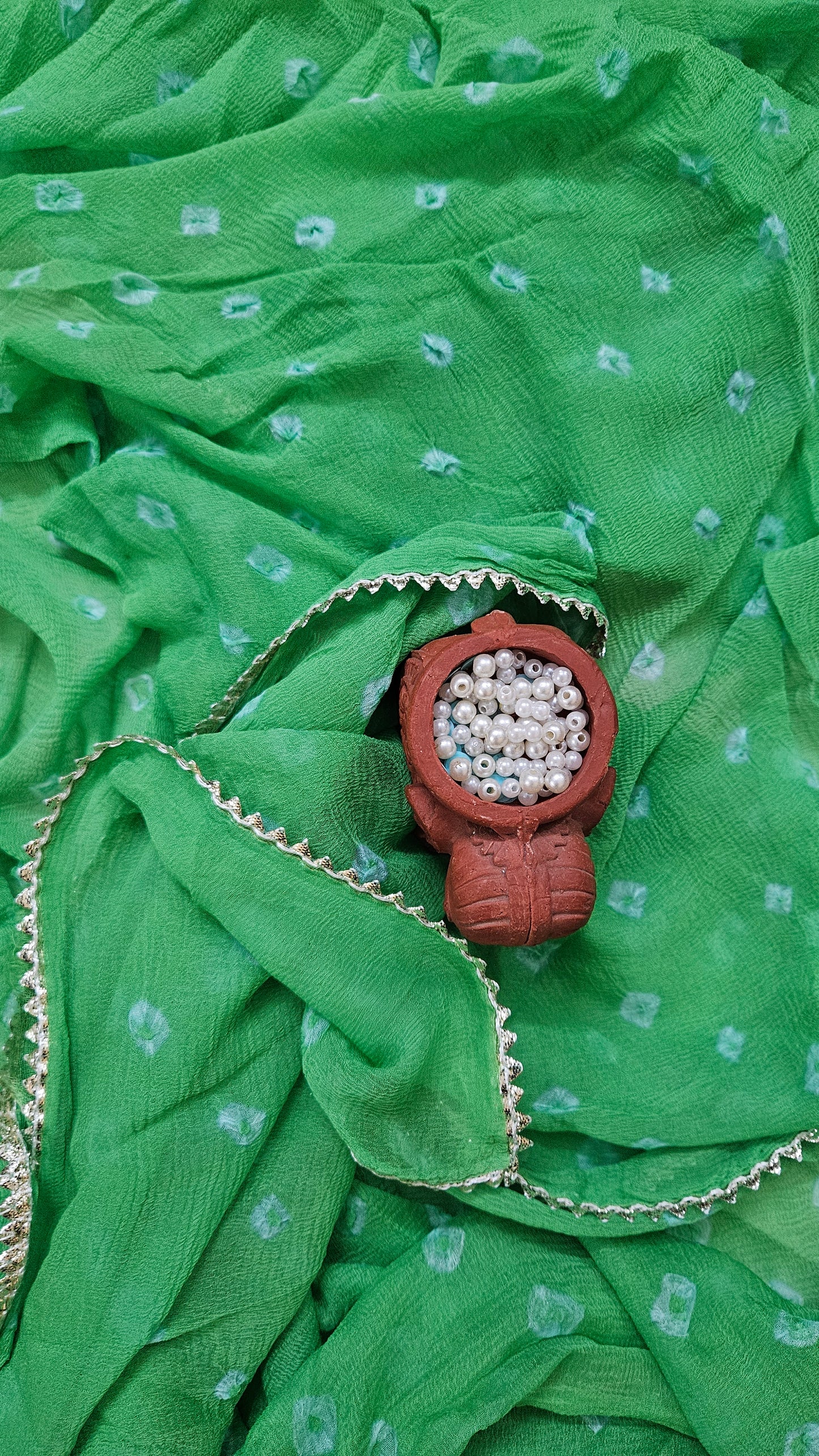 Green'n'white bandhani cotton suit with chiffon dupatta