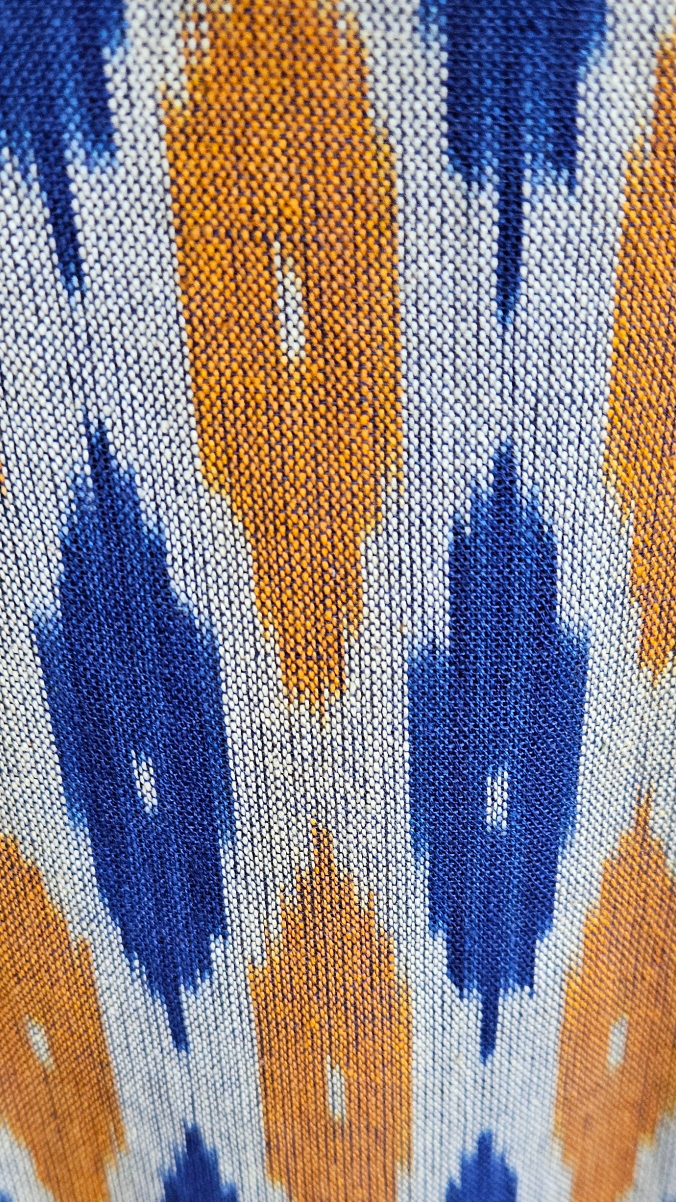 Grey'n'off white cotton ikat weave suit