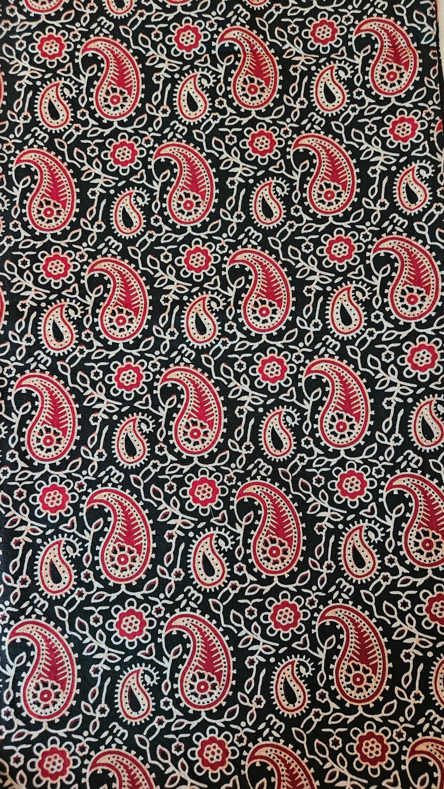 Black’n’maroon amrakhand print cotton suit