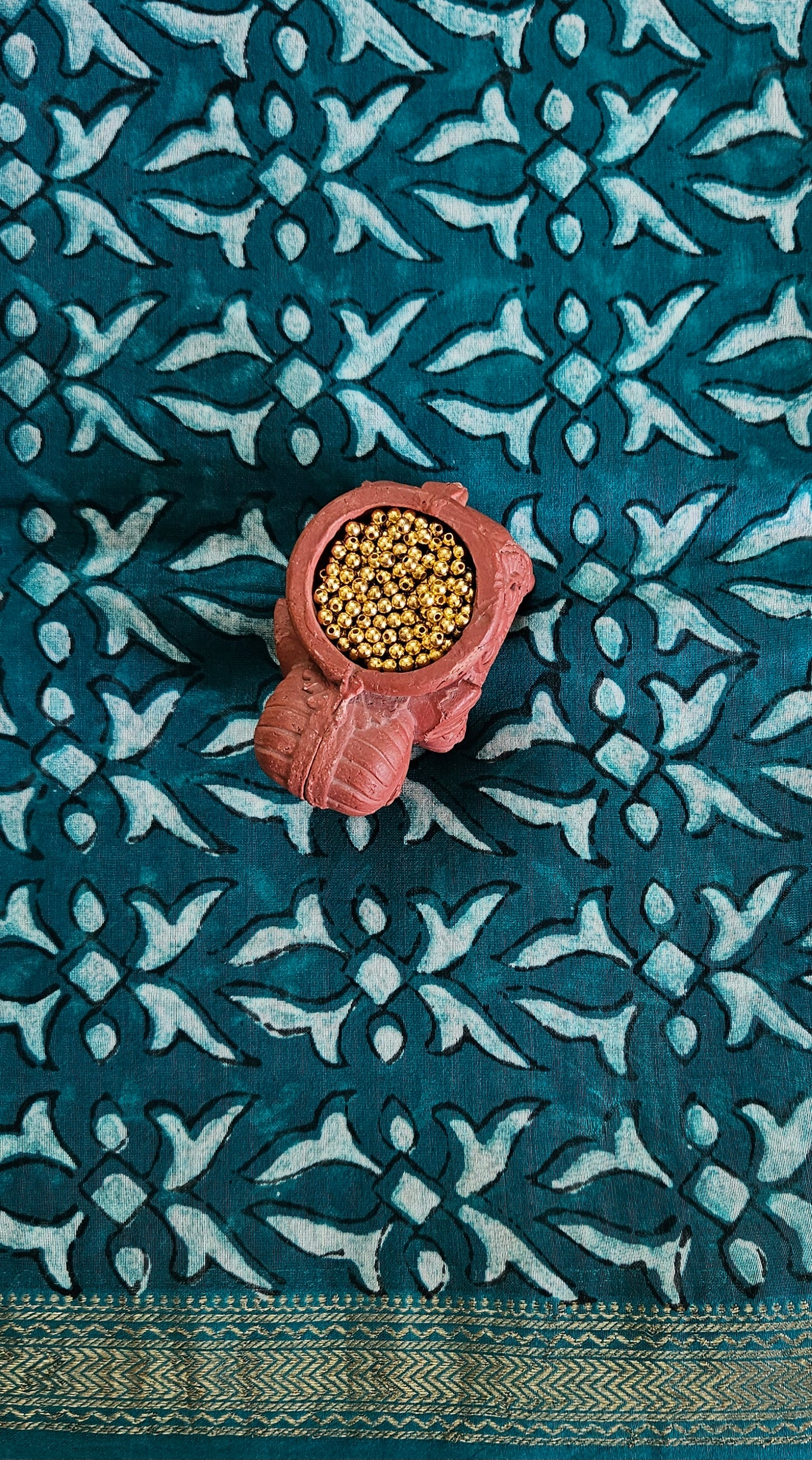 Green'n'white Maheshwari silk cotton suit