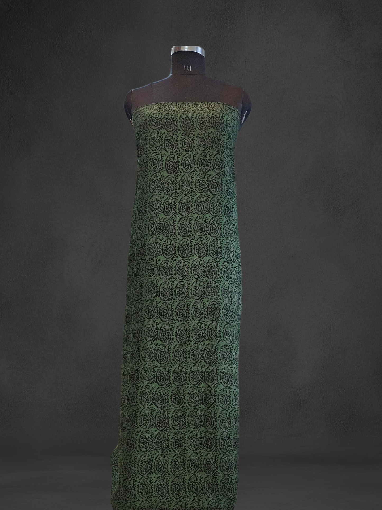 Green'n'black Dola silk kurta material with zari weaved borders