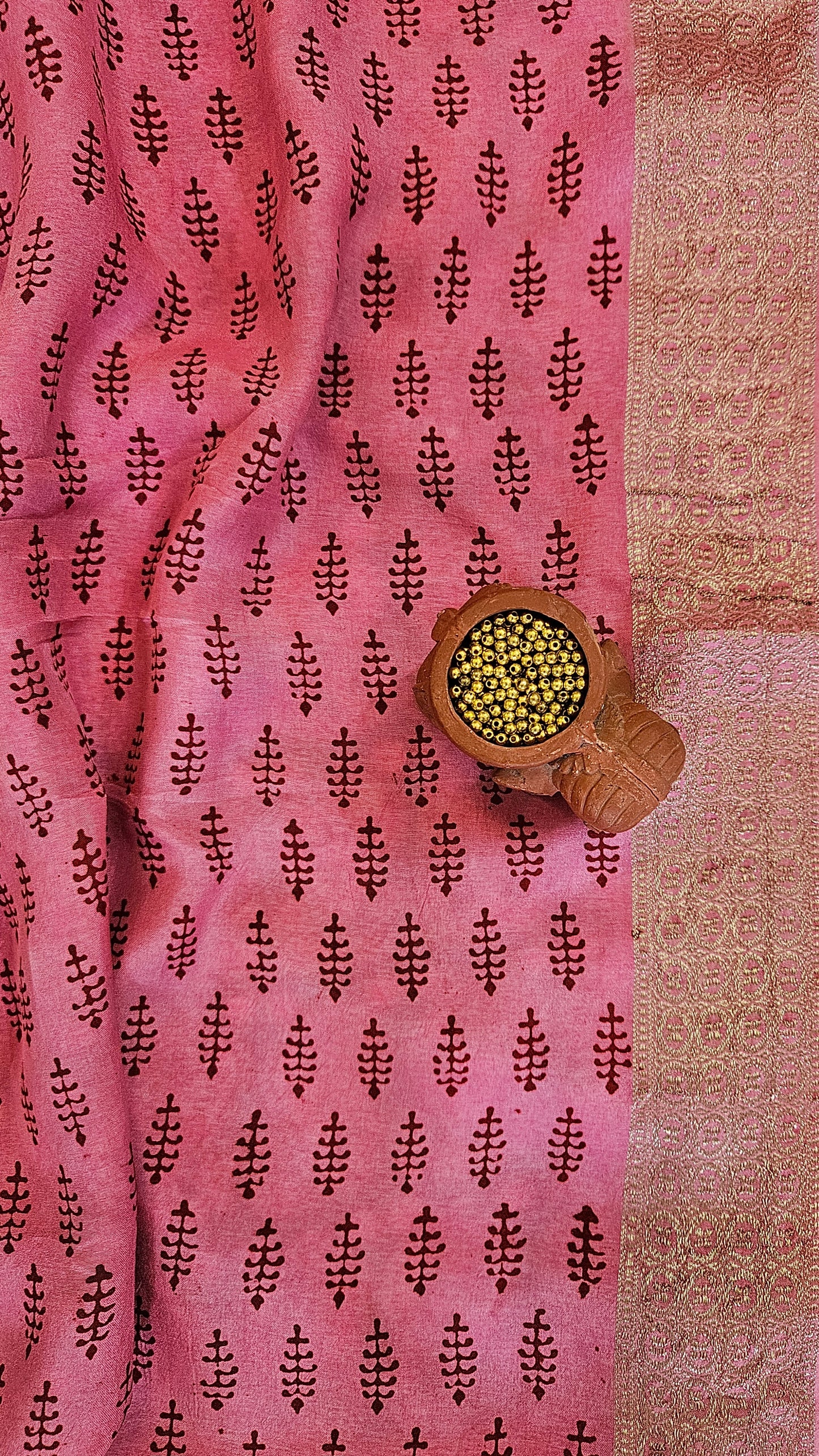 Pink'n'maroon Dola silk kurta material with zari weaved borders