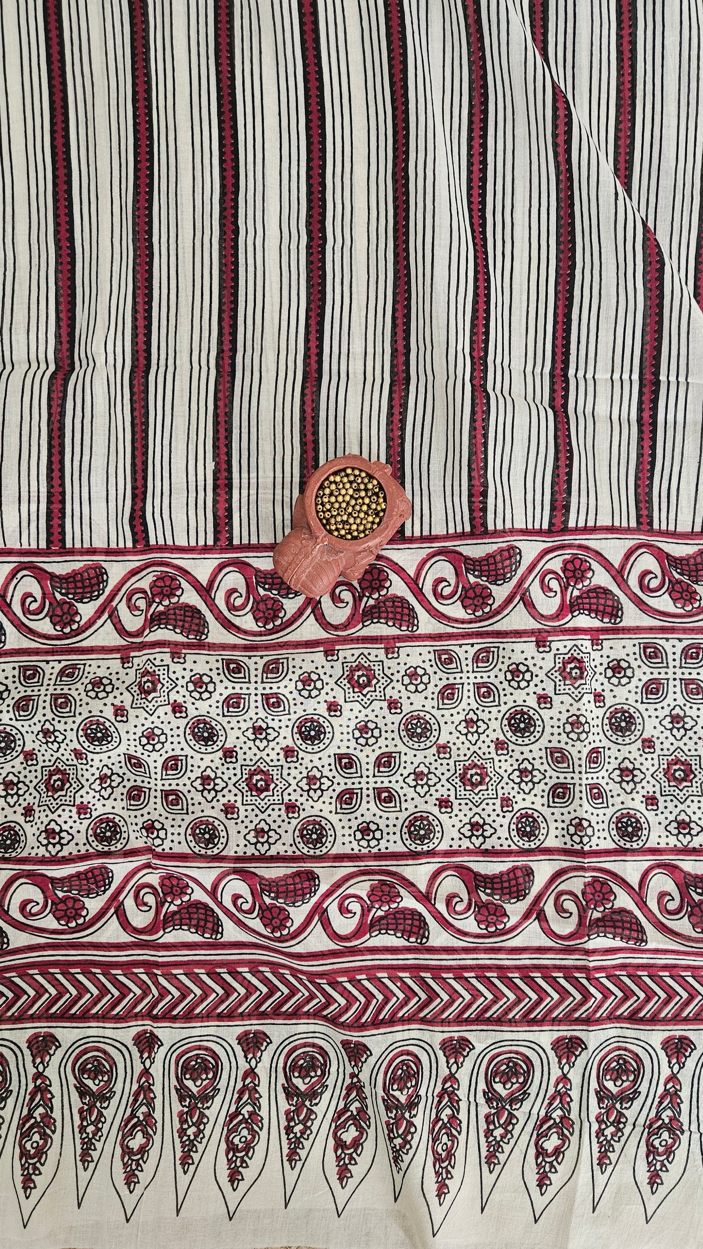 Black'n'beige ajrakh print cotton suit with neck yoke