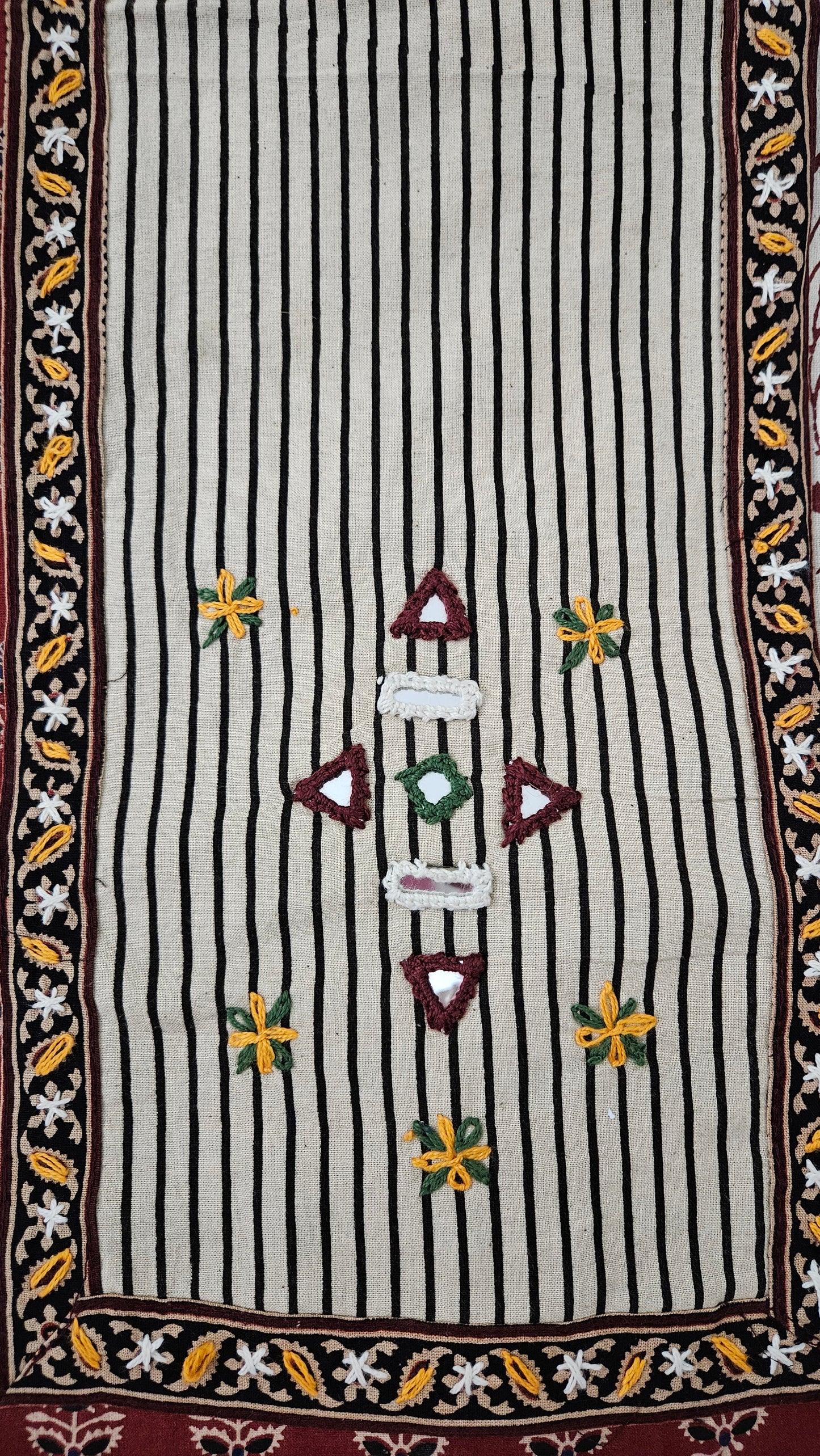 Brick red’n’off white gamthi print cotton suit