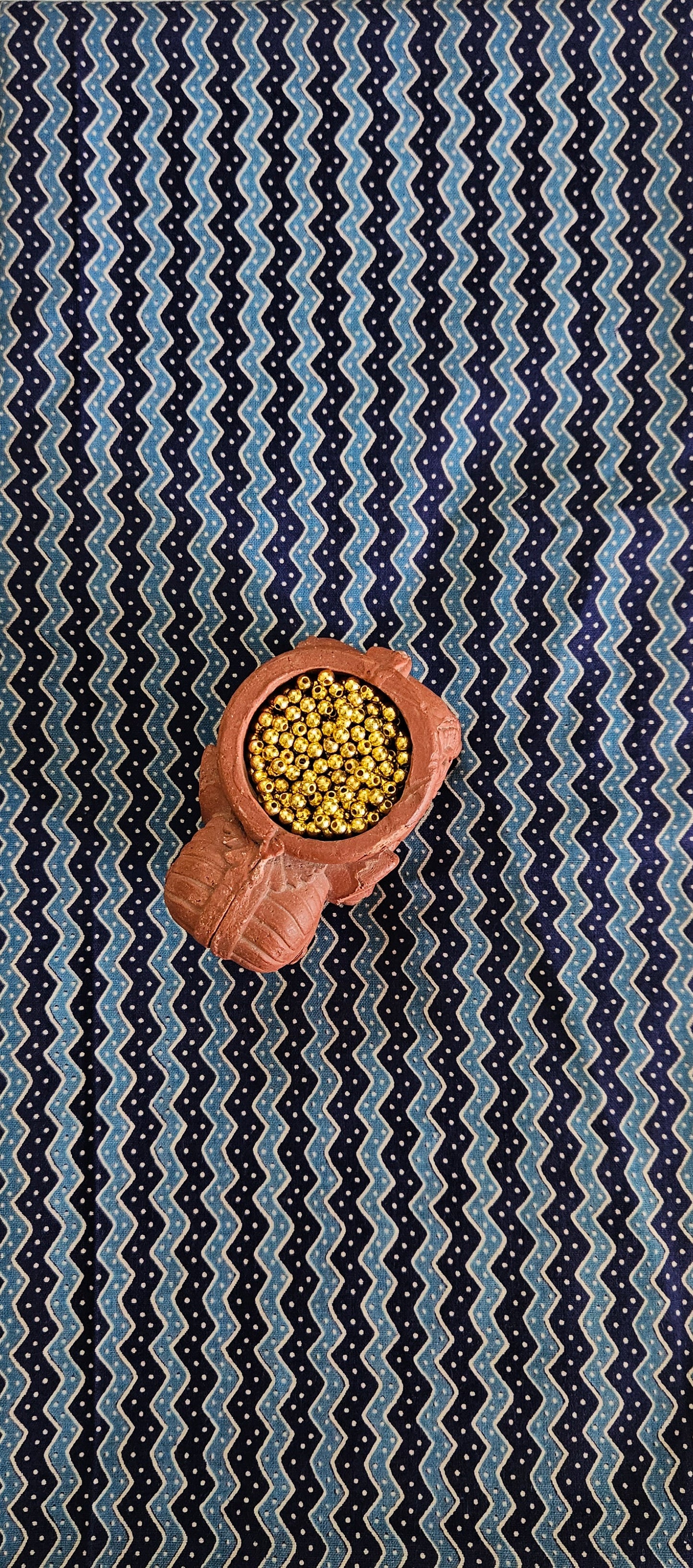 Indigo neck yoke gamthi print cotton suit